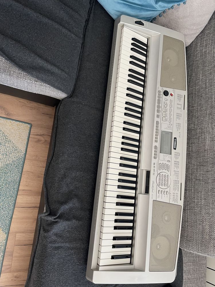 Yamaha DGX 300 pianino cyfrowe