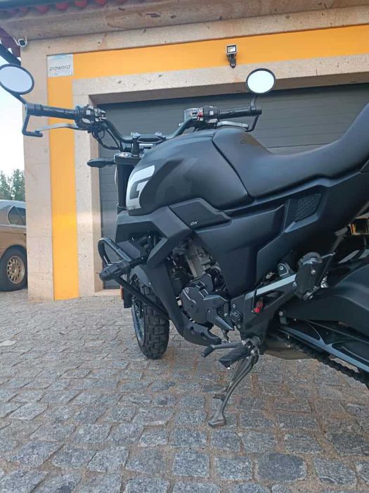 Zontes GK 125 – 2023 – 4.136 km – Como Nova!