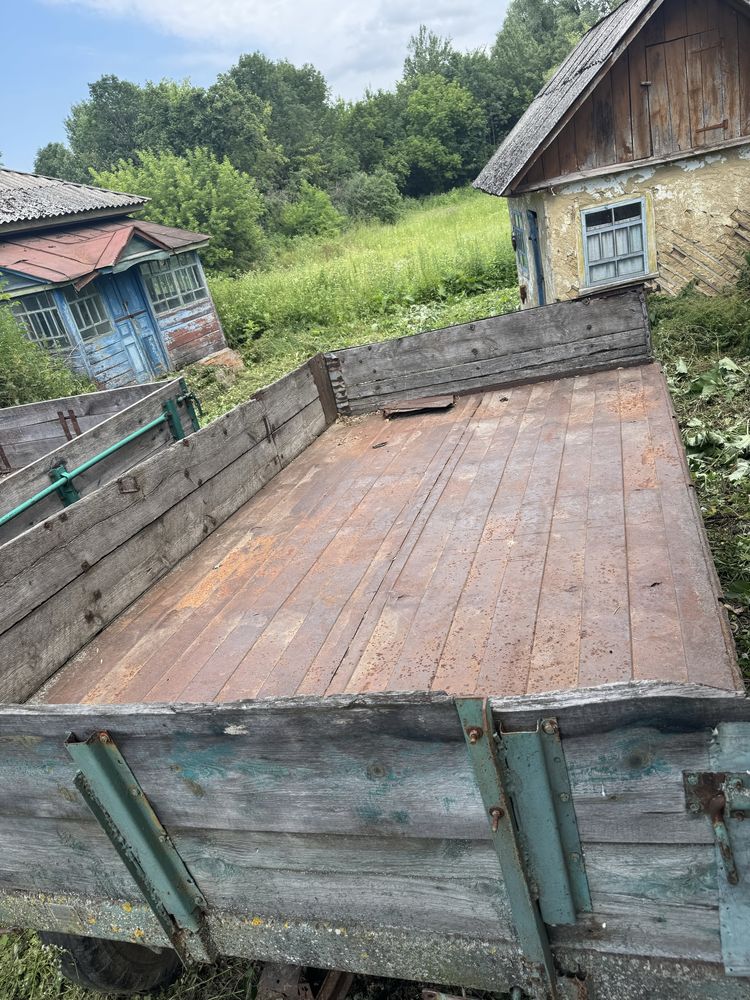 Прицеп 2 птс 4 тракторний прицеп