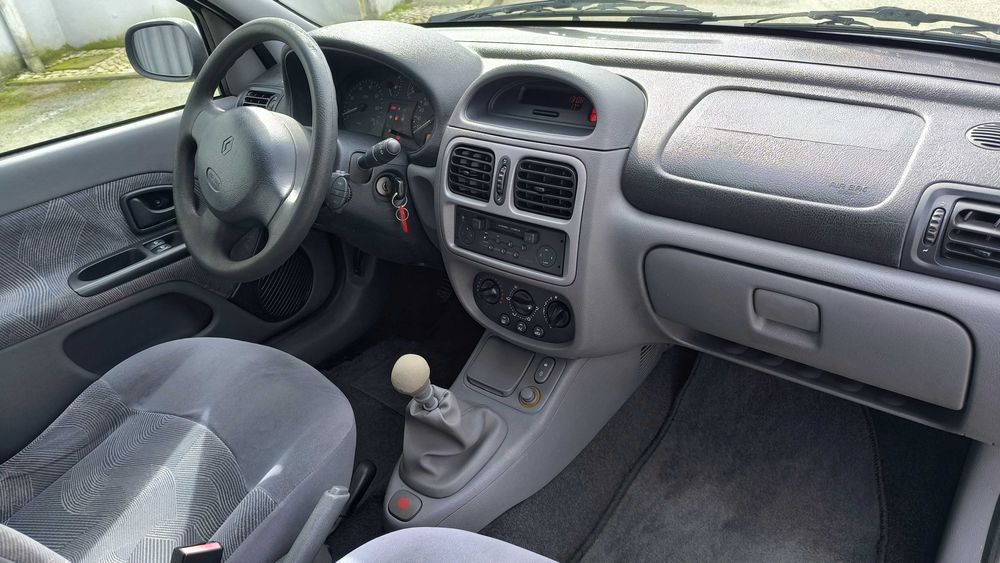 Renault Clio 1.4 16V RXE