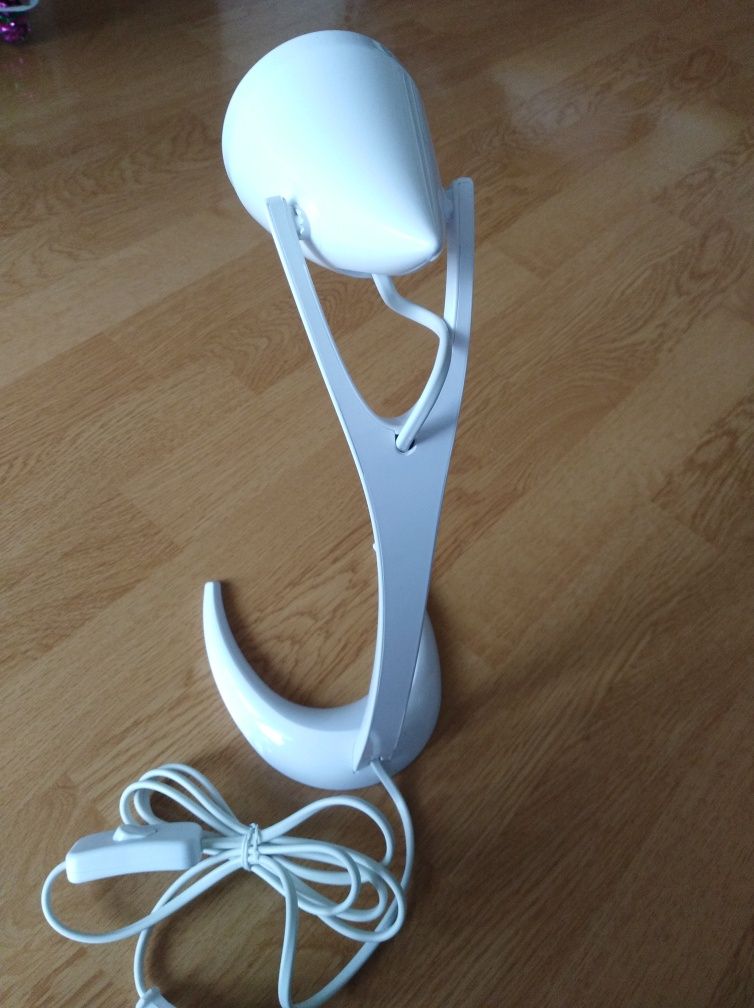Lampka biurowa Led