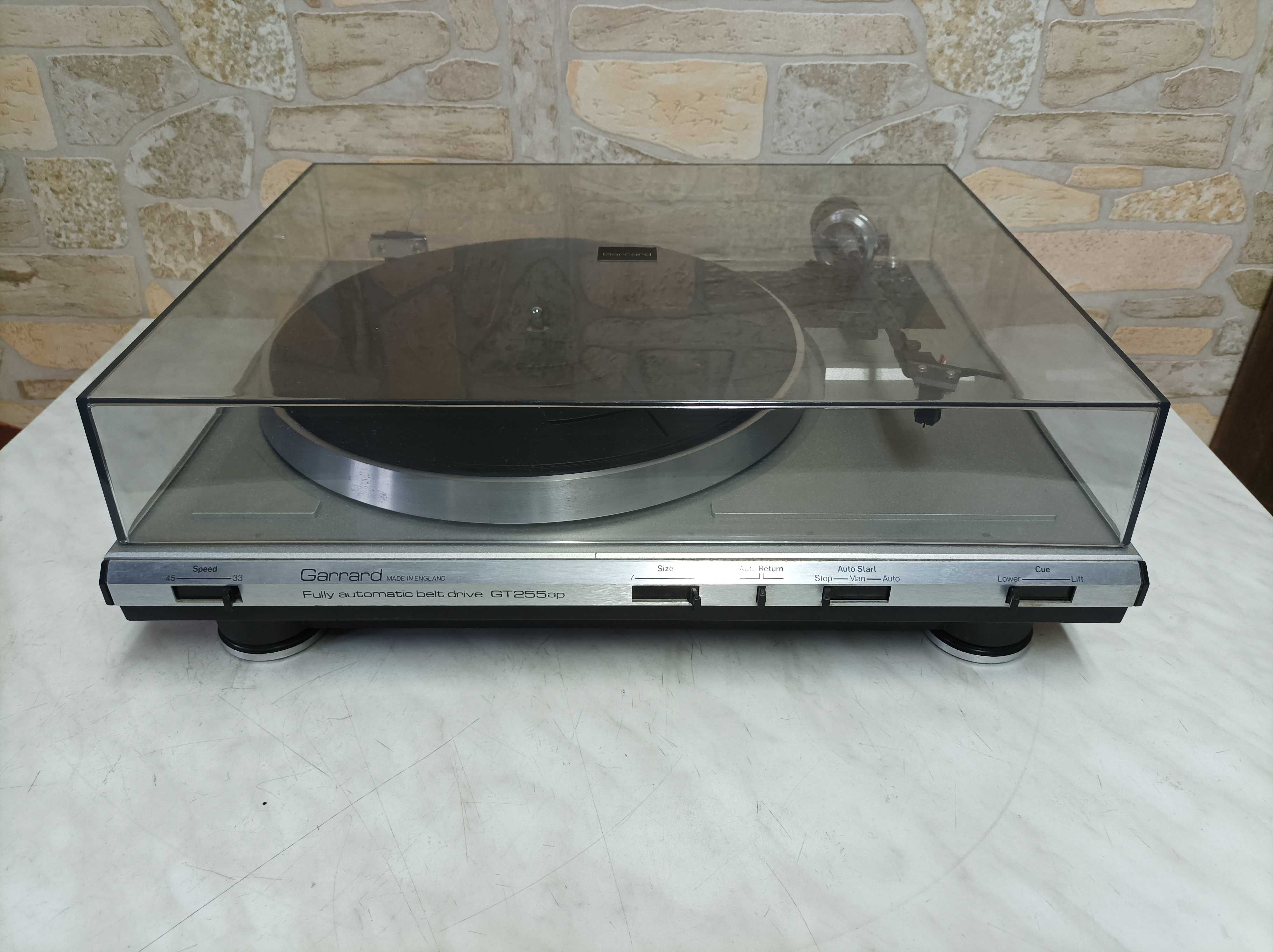 Gramofon GARRARD GT225ap