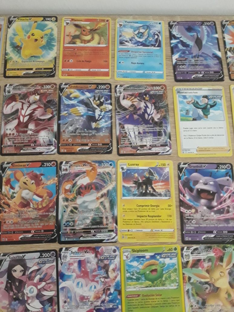 85 cartas Pokemon todas diferentes não oficiais