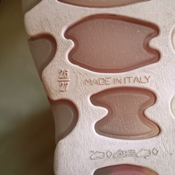 Дитяче взуття дитяче