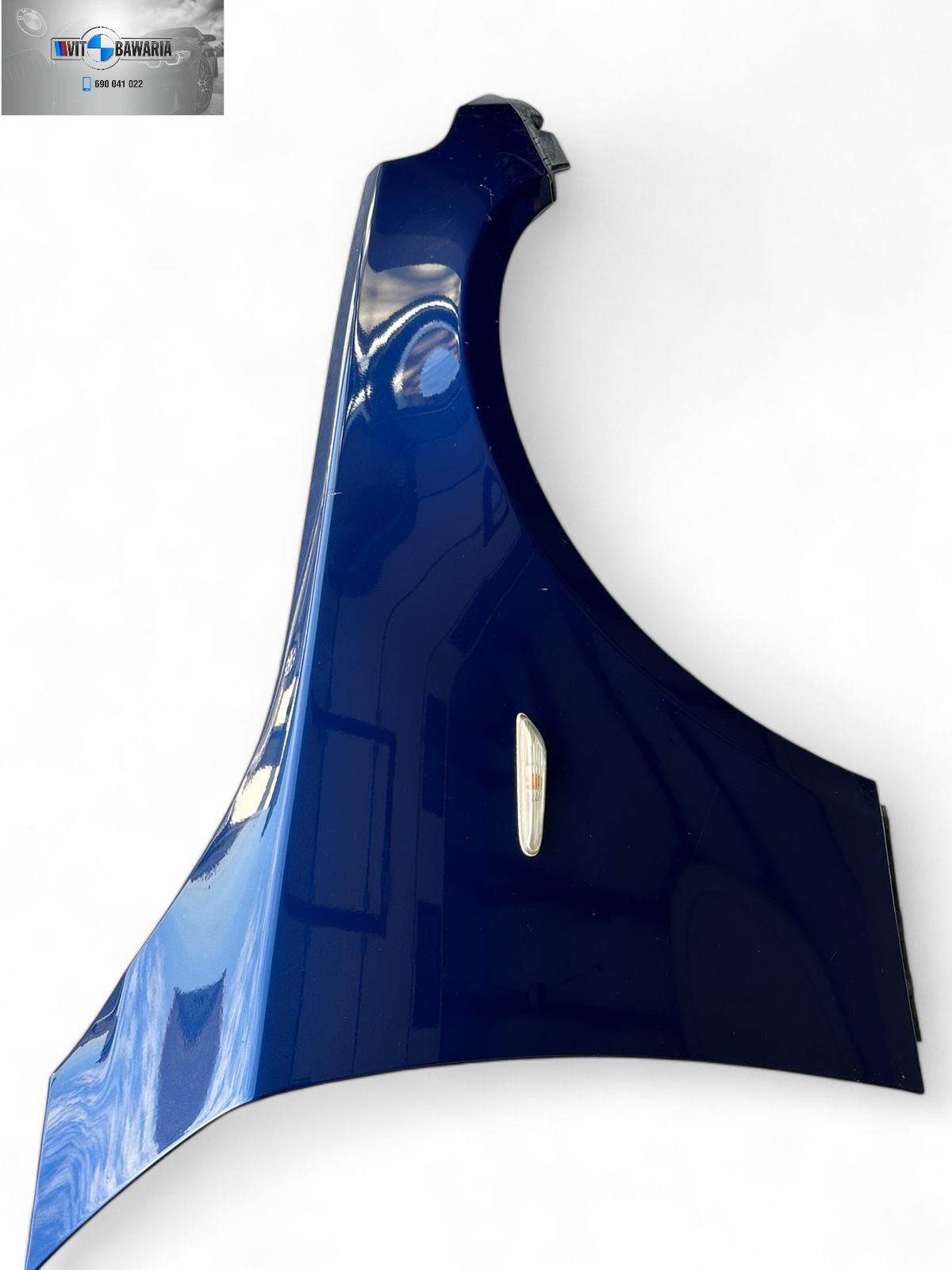 Błotnik prawy przód BMW E60/E61 Le Mans Blau