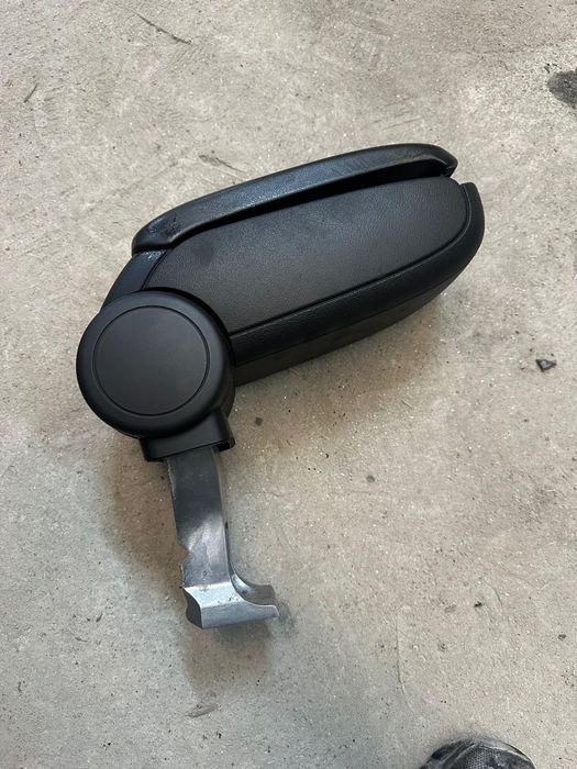 Apoio braço Audi a3 8p