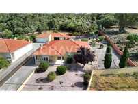 Moradia térrea T3 com garagem em excelente condição perto de Alvorge