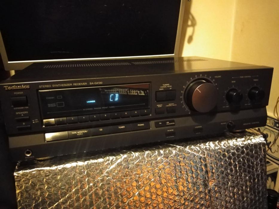 Amplificador Technics com rádio, Mod.SA GX130