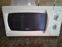 Micro-ondas Hoffen Everyday com grill 20L - Como novo