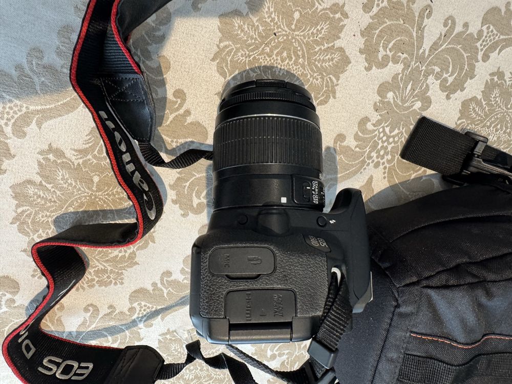 Canon EOS 650D + Lente 18-55mm | Kit Completo em Bom Estado
