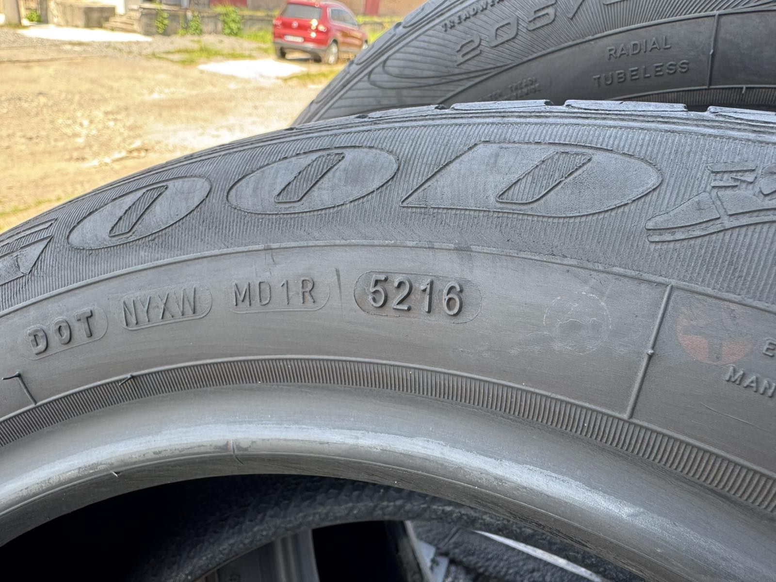Літні шини Goodyear 205/60 R16