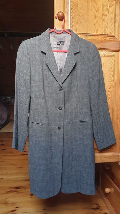 Lekki plaszczyk wiosenno - jesienny