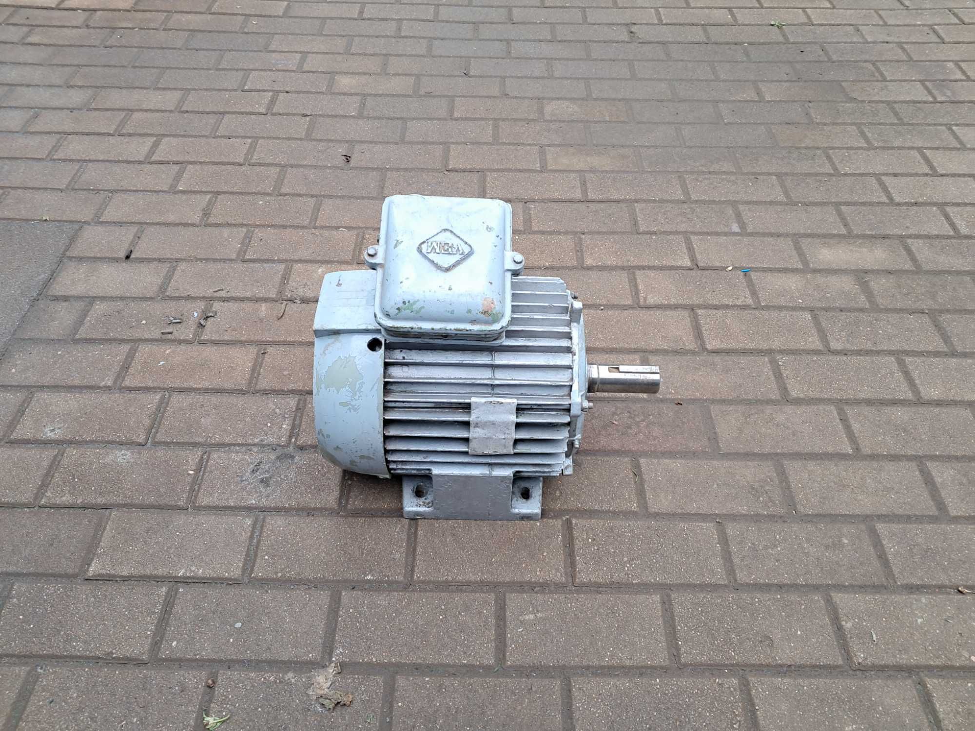 Silnik elektryczny wysokoobrotowy 7.5kw 2895 obrotów. Wysyłka