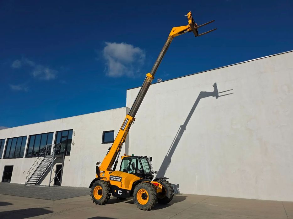 JCB 535-95 jak MT933 BC54