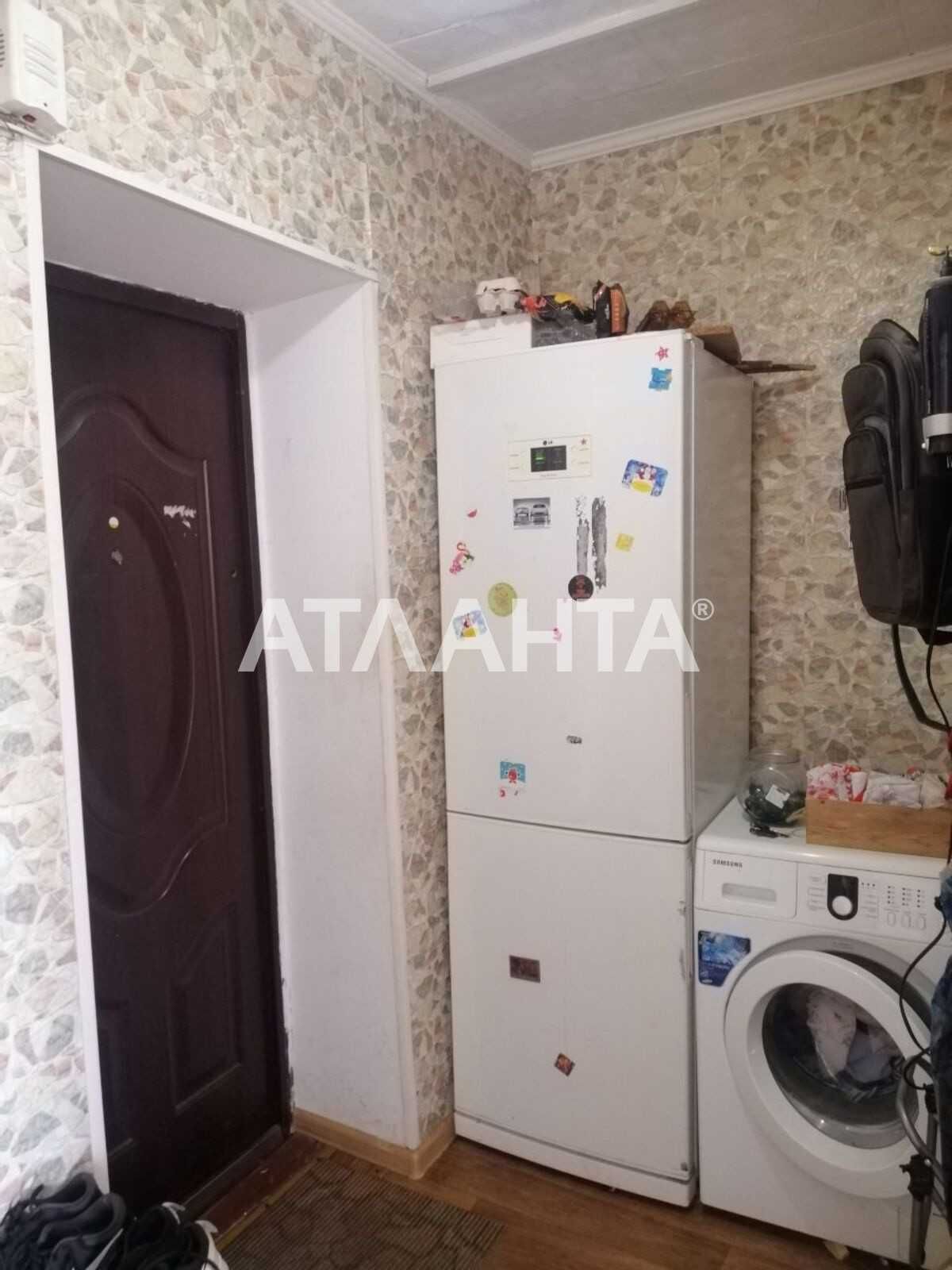 Продам Гостинку с Балконом в Центре Таирова Королева / Глушко