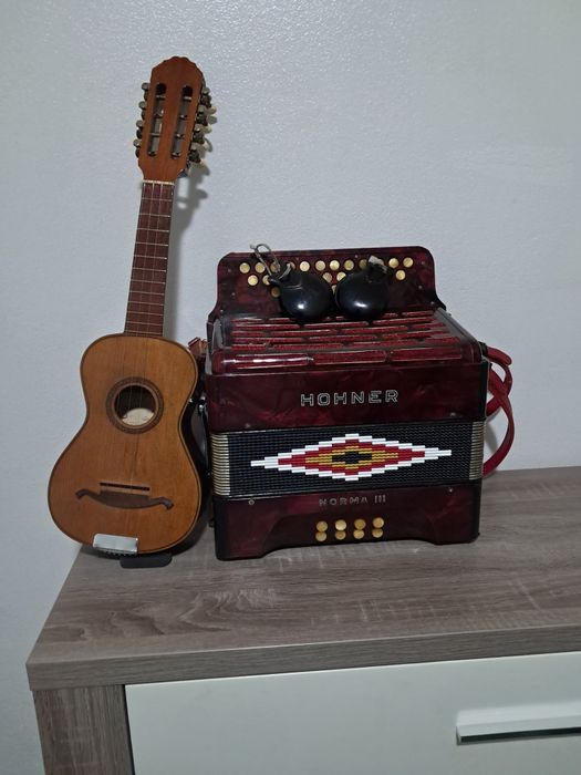 Honer 3voz em fa la# re#