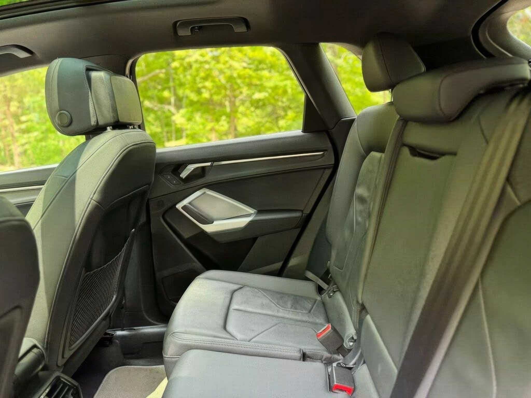 Audi   Q3   2023