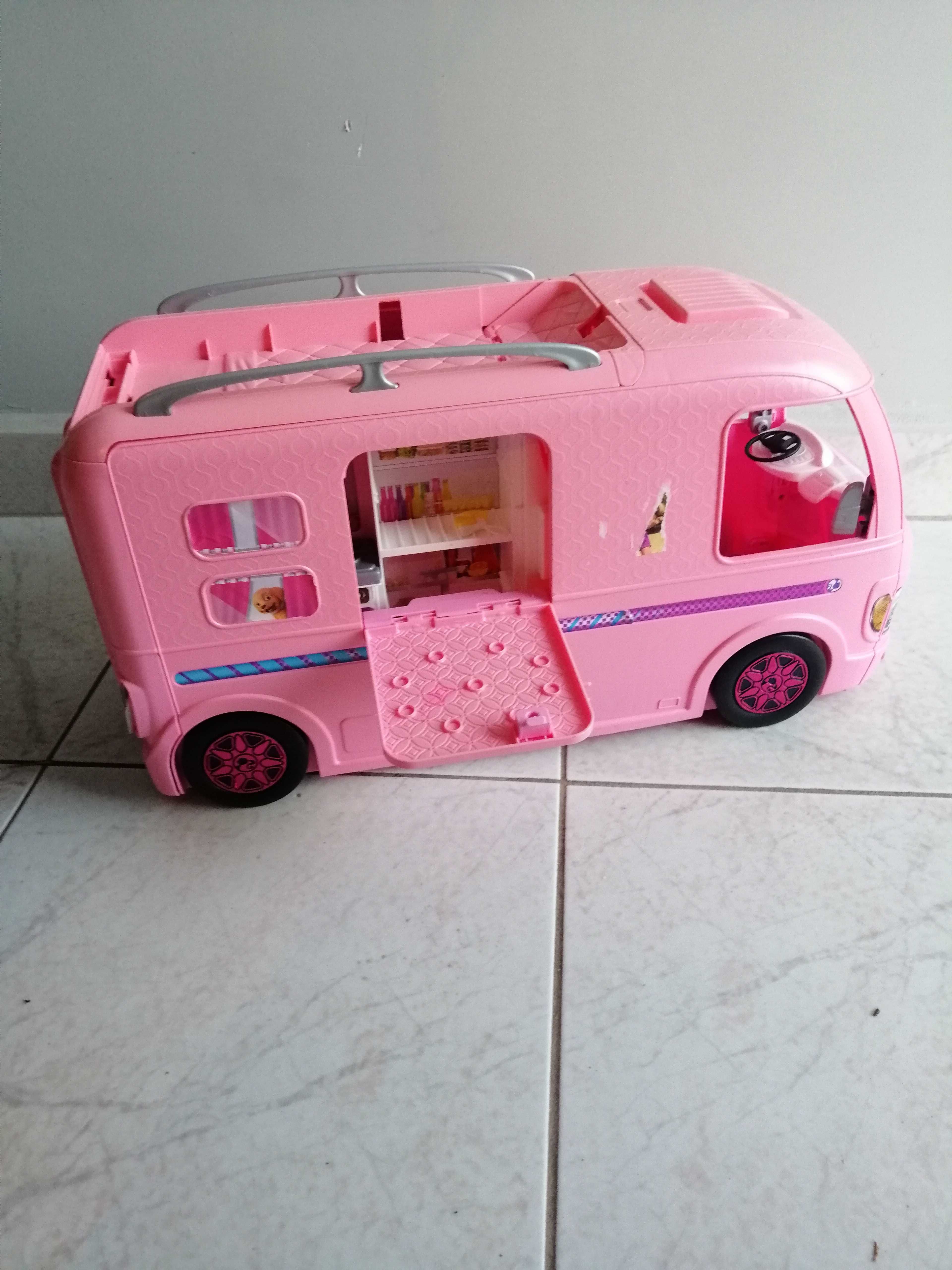 Samochód dla lalki Barbie