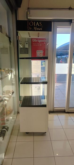 Expositor para relógios ou joias