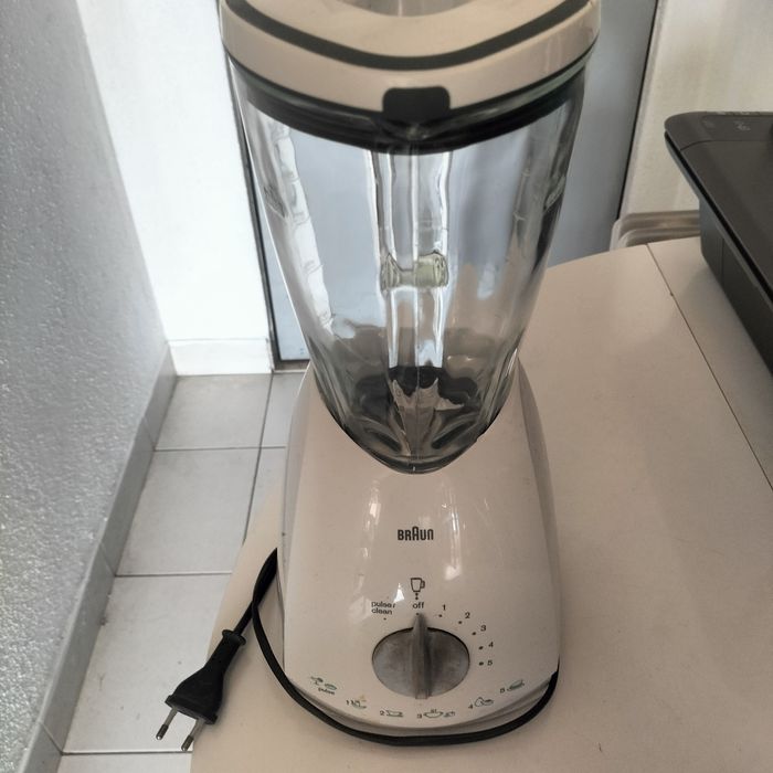 Liquidificador Braun para peças funciona