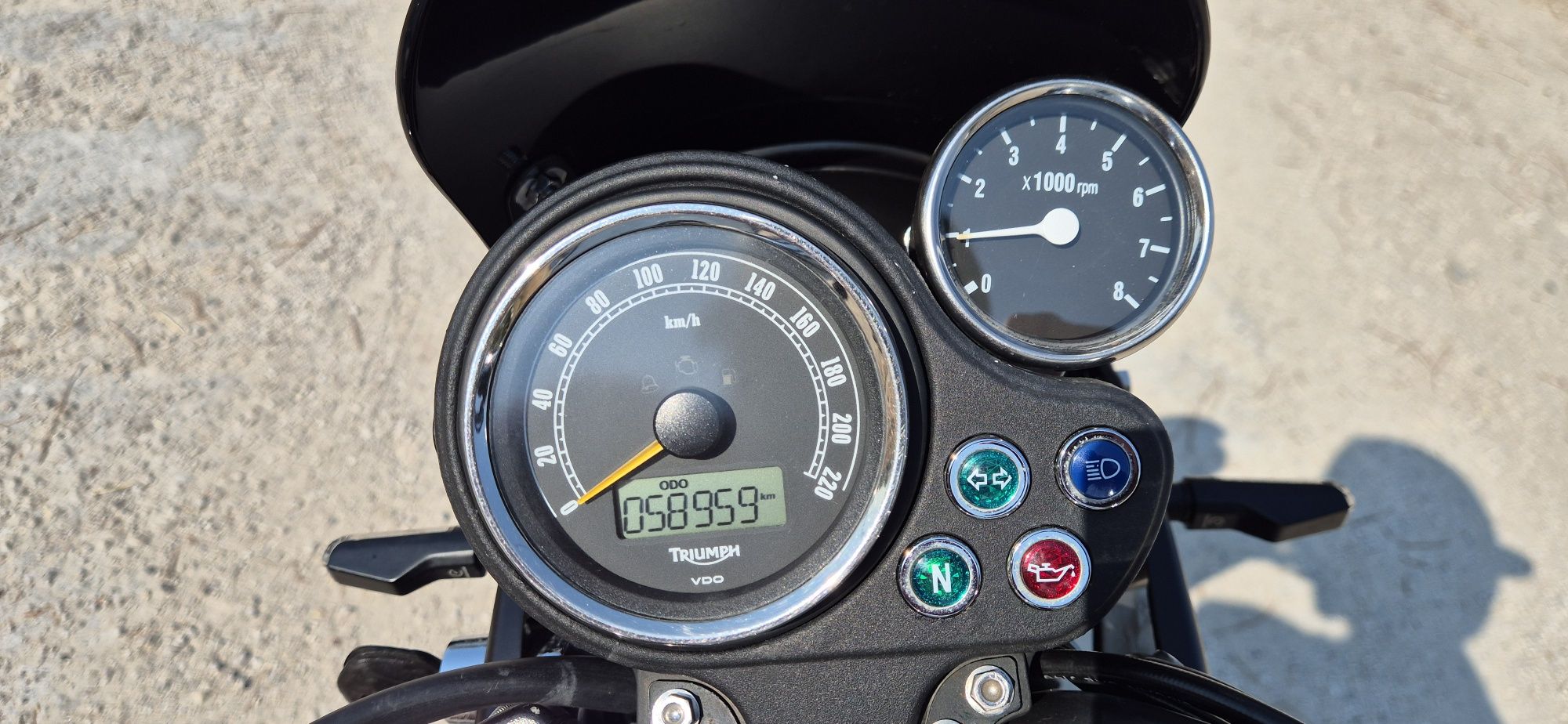 Triumph Bonneville T100 de 2010 NACIONAL