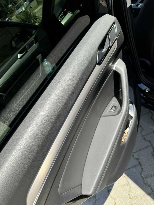продаж авто Volkswagen Passat
