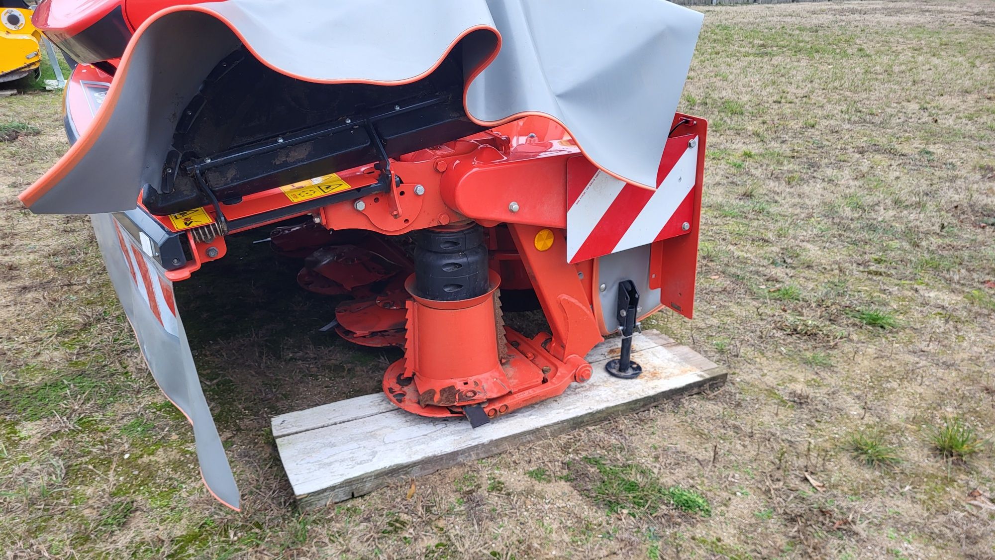 KUHN GMD 3125 F 2024r.
