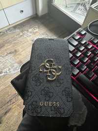 Etui iphone 15 pro guess