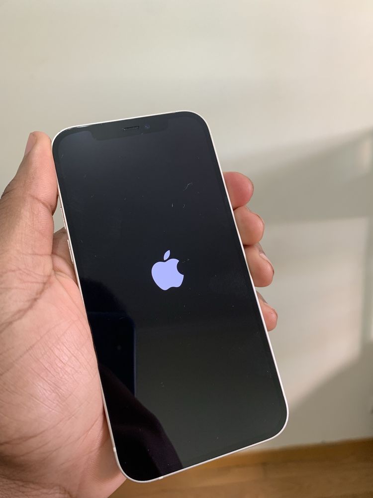 Iphone  12 usado