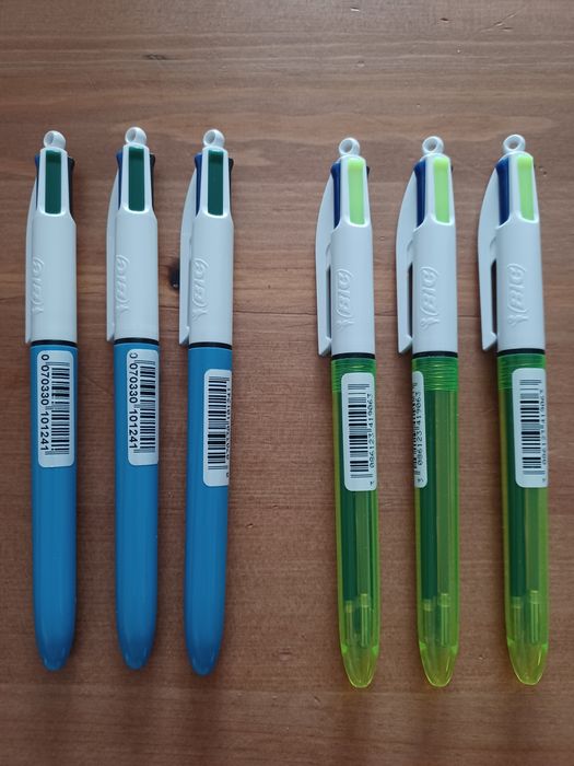 Esferográficas BIC 4 CORES