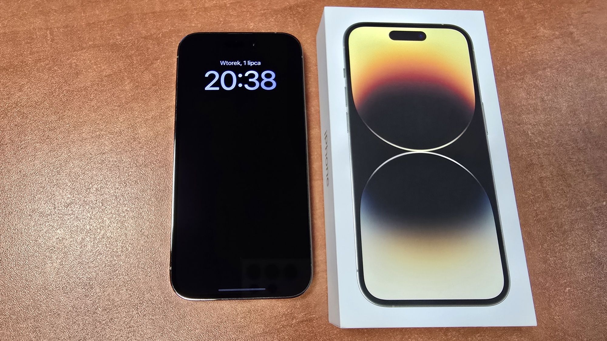 iPhone 14 Pro 256GB złoty, stan bdb