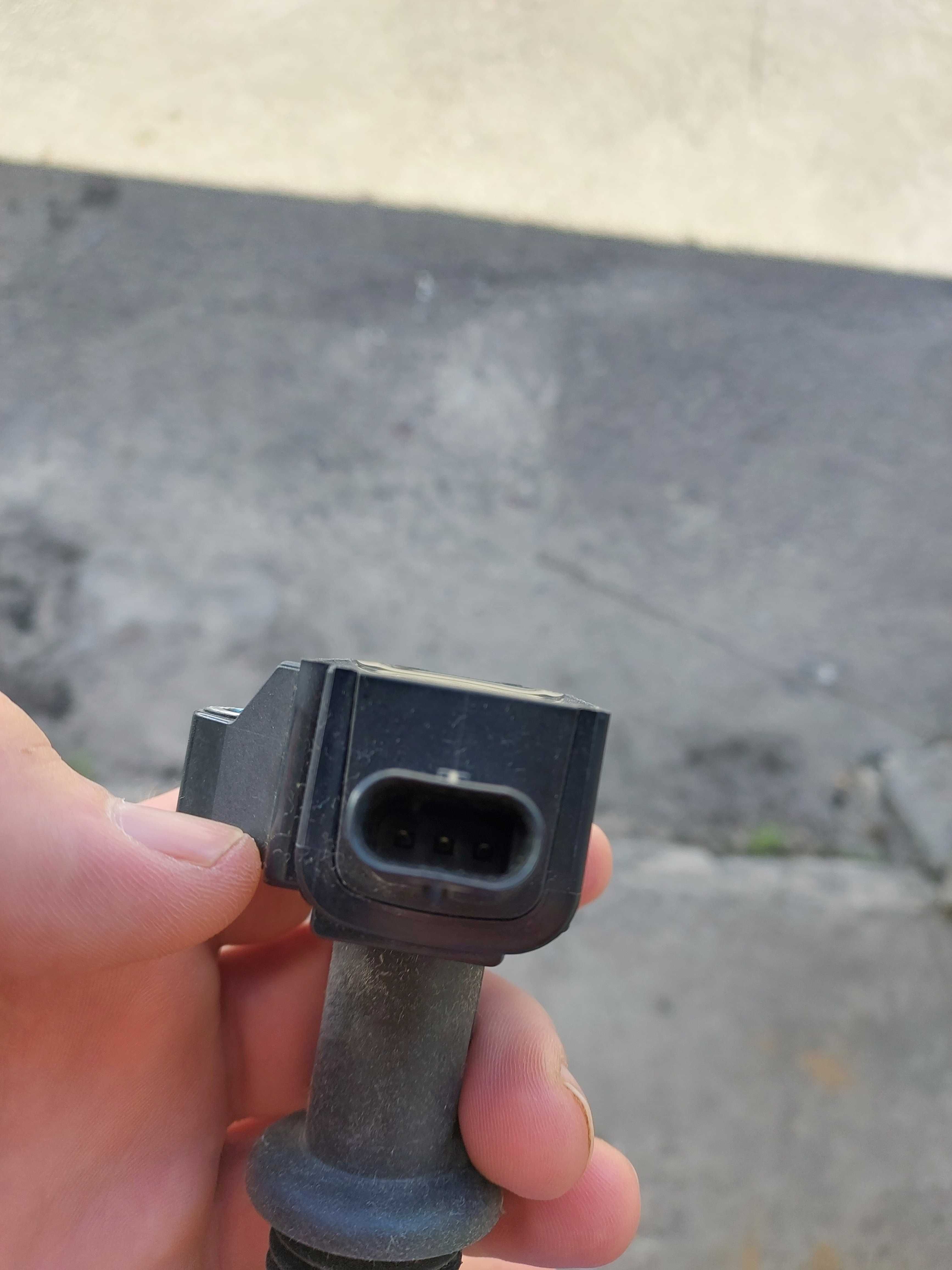 Котушки запалювання Bosch 0 221 604 022