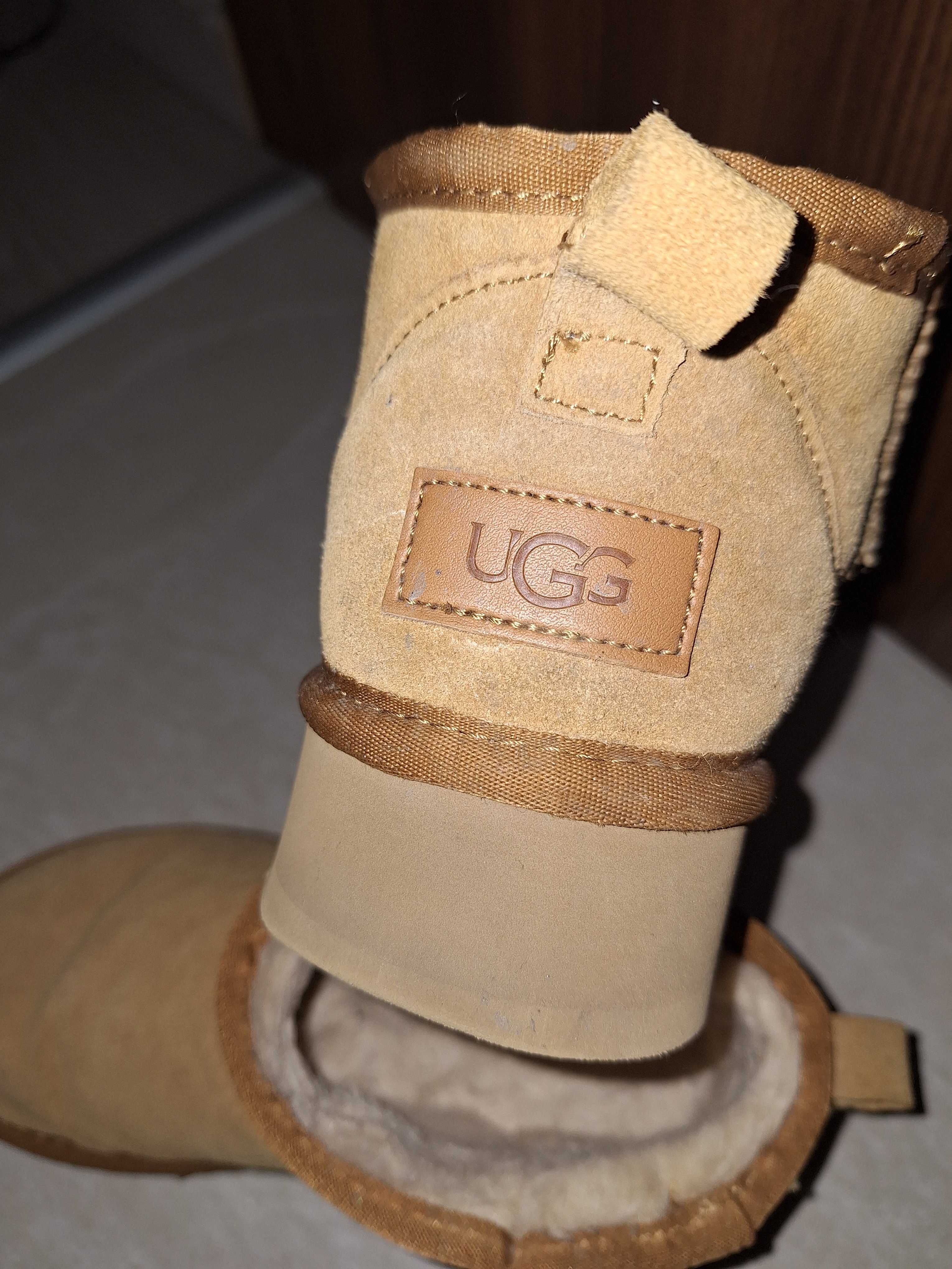 Śniegowce UGG Platform Mini. 38