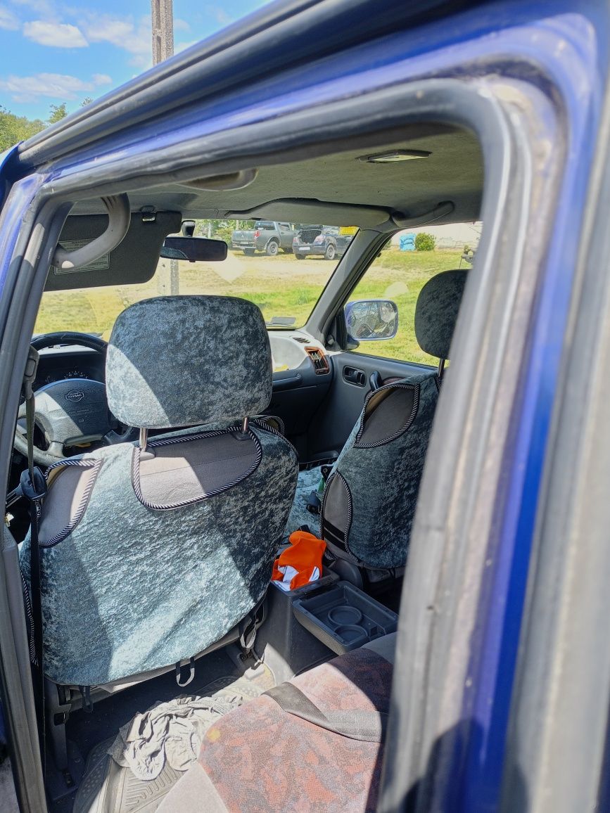 Nissan Terrano 2