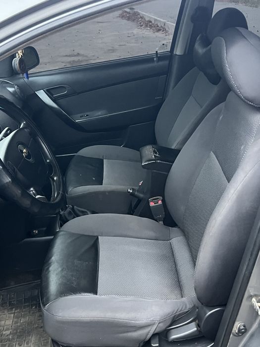 Продам chevrolet aveo T250 1.5 газ/бенз 2008 майже не фарбована