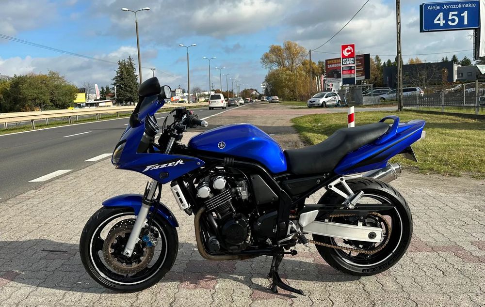 Yamaha FZS 600 fazer