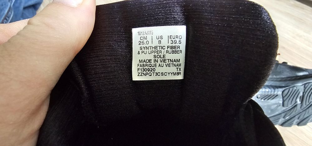 Asics Gel-Nimbus 23 damskie buty do biegania rozmiar 39,5 wkładka 25,5