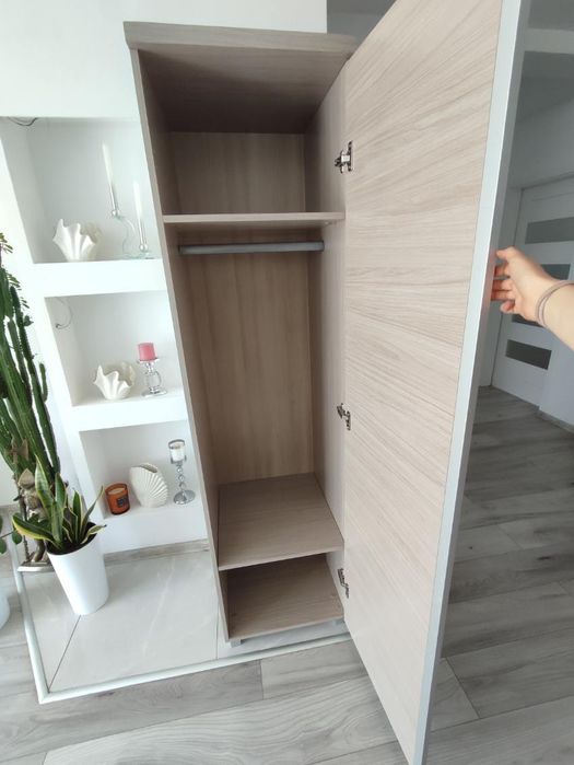 Meble do salonu komoda słupek szafka komplet