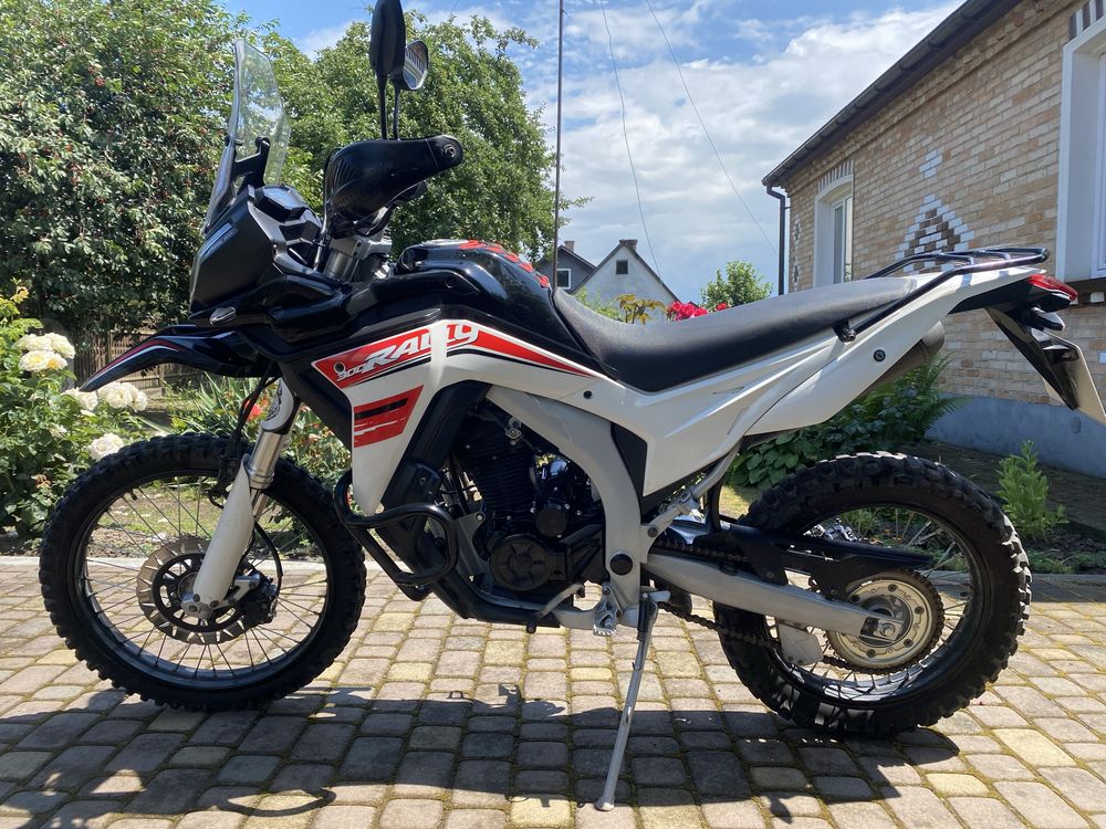 Продам Loncin rally 250.