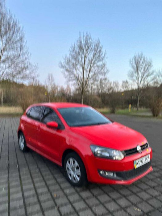 Volkswagen Polo 2012 рік  1.4 бензин