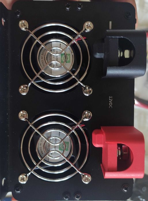 Інвертор LiTime 1000 W Pure Sine Wave Inverter 12 V DC to 230 V AC