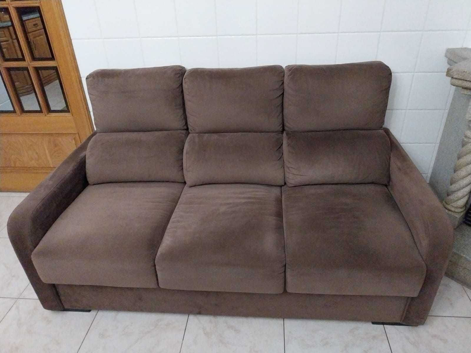 Sofá completamente novo chaise longe