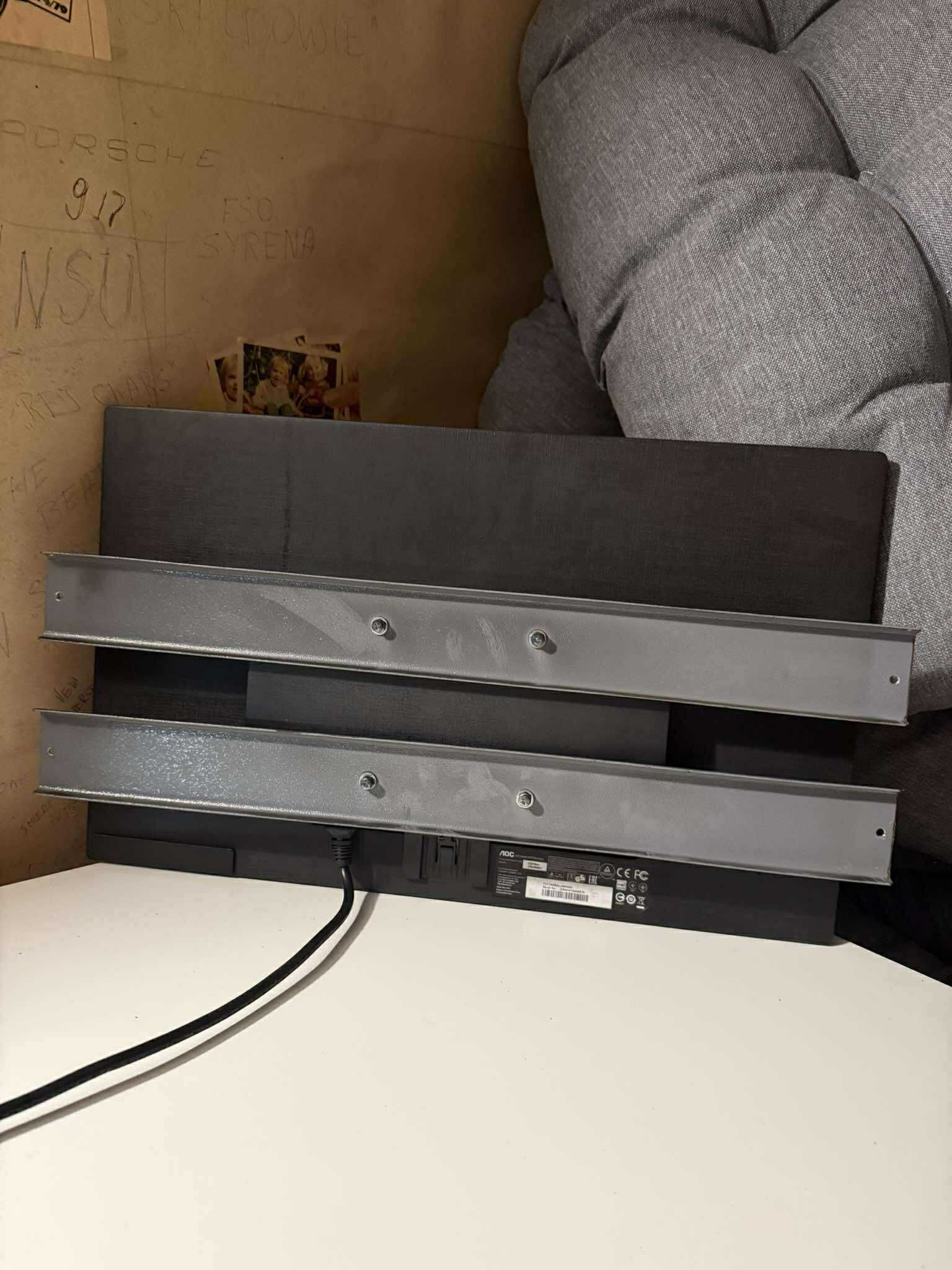 Monitor AOC 21,5 Cal