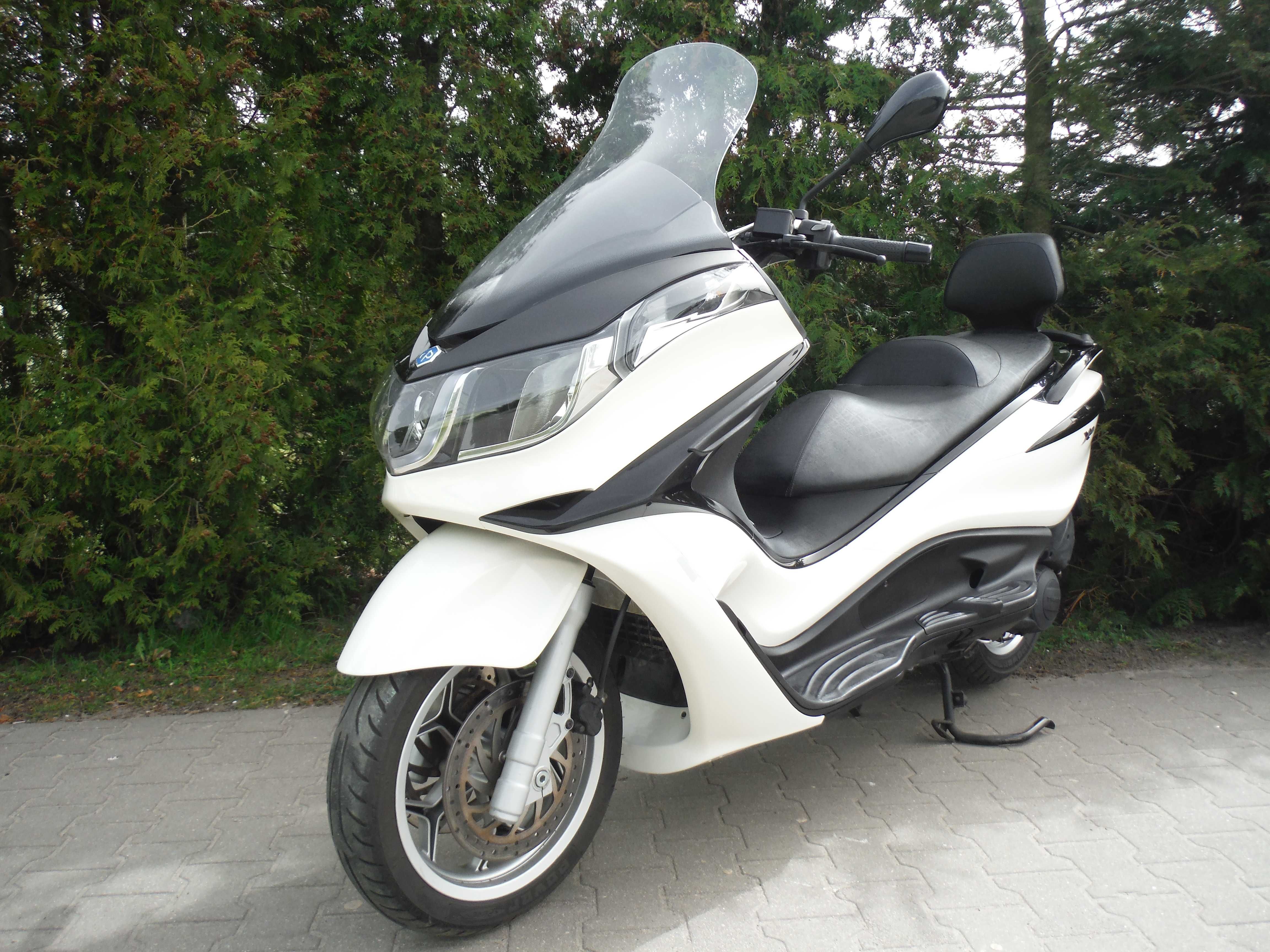 Skuter Piaggio X10 2014r