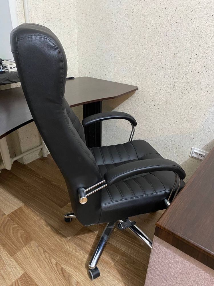Крісло офісне / кресло офисное