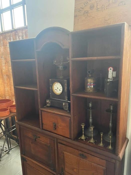 Antigo Movel de Madeira