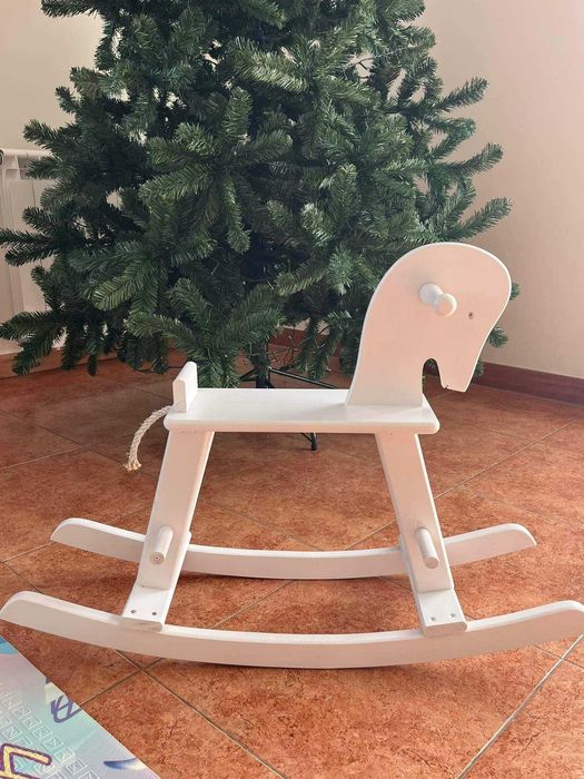 Cavalinho madeira criança