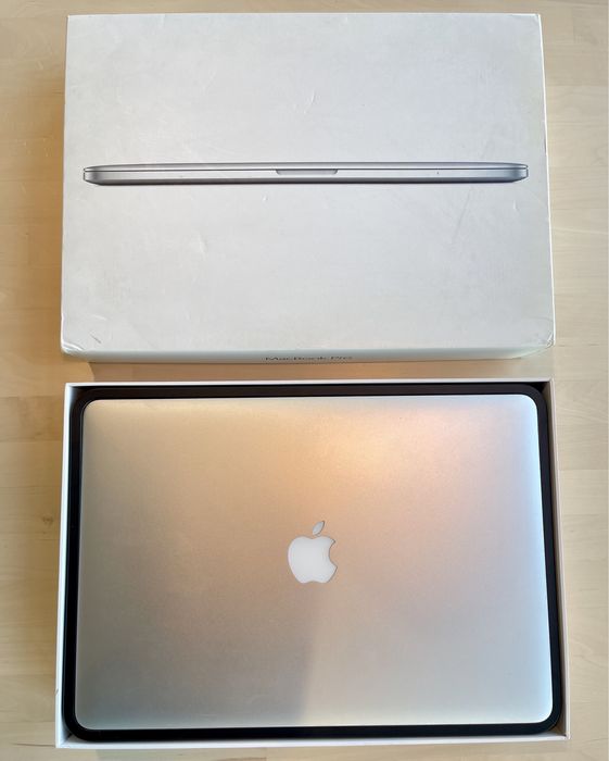 2015 Apple Macbook Pro 15 Retina A1398 i7 2.5GHz SSD 512GB AMD Radeon9