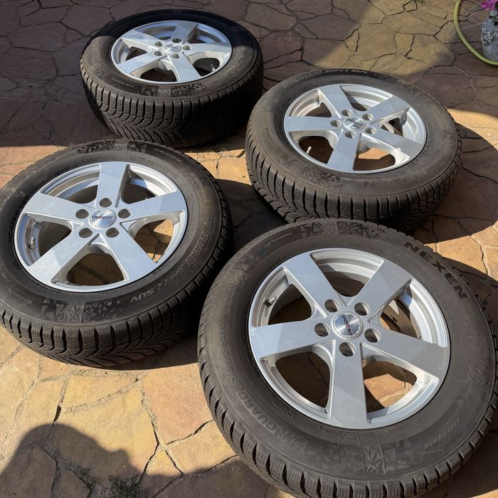 Komplet kół zimowych (felgi, opony, czujniki, śruby) 16’