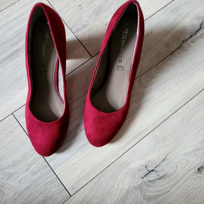 Czółenka Tamaris rozmiar 39